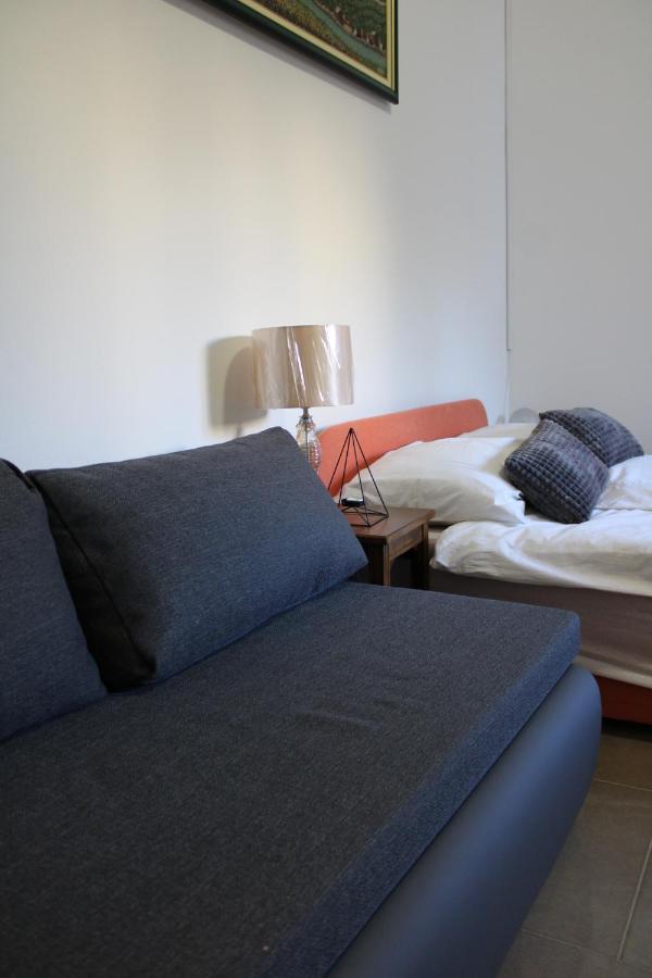 Studio Apartman Hinko Ðakovo Buitenkant foto