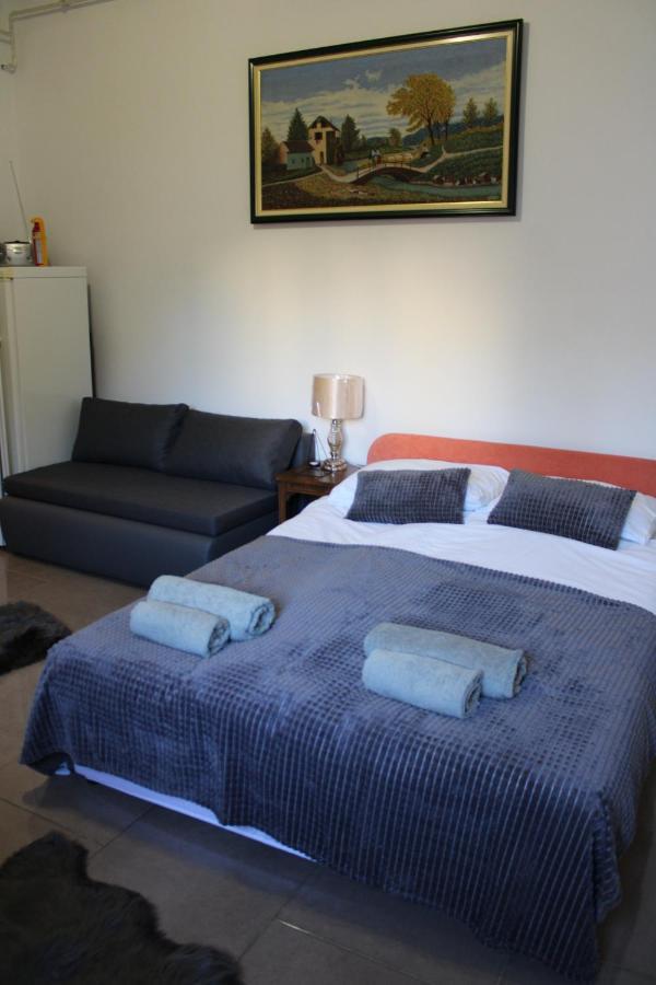 Studio Apartman Hinko Ðakovo Buitenkant foto