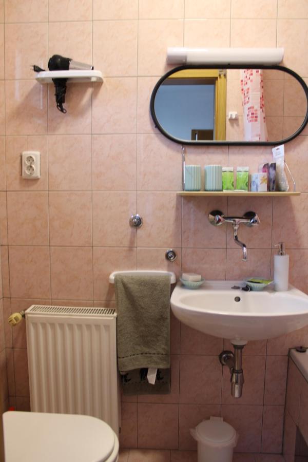 Studio Apartman Hinko Ðakovo Buitenkant foto