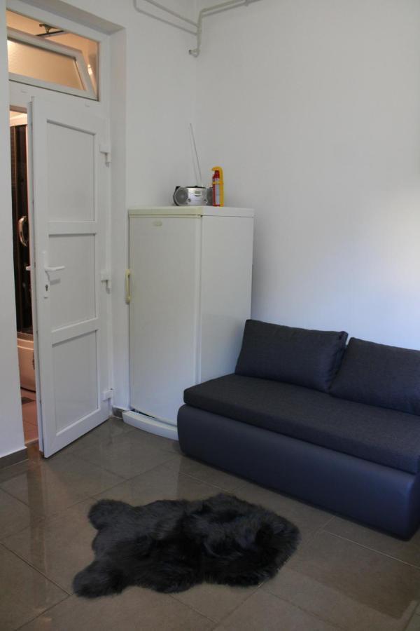 Studio Apartman Hinko Ðakovo Buitenkant foto